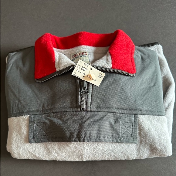 Boys Carter’s Fleece Top NWT - Picture 3 of 6